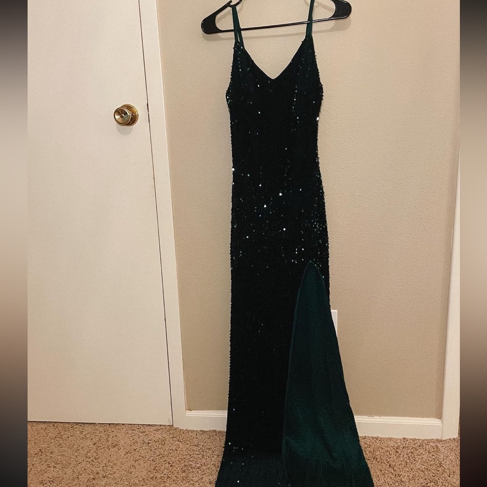 Emerald green sequin prom dress - Picture 6 of 6